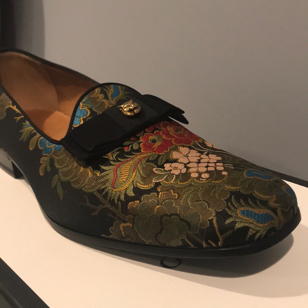Gucci Floral Jacquard Loafer - Picture 2 of 8